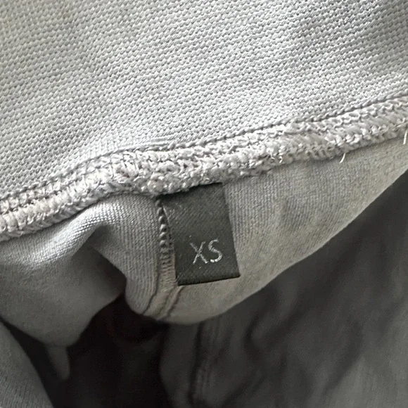 Alphalete OG Revival Gray Leggings - Picture 4 of 4